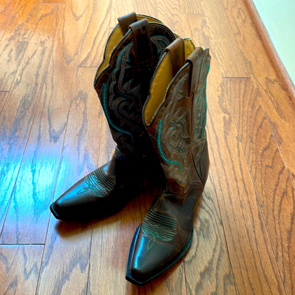 Western cowboy boots